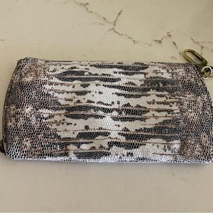 HOBO spark eyeglass case in lizard print